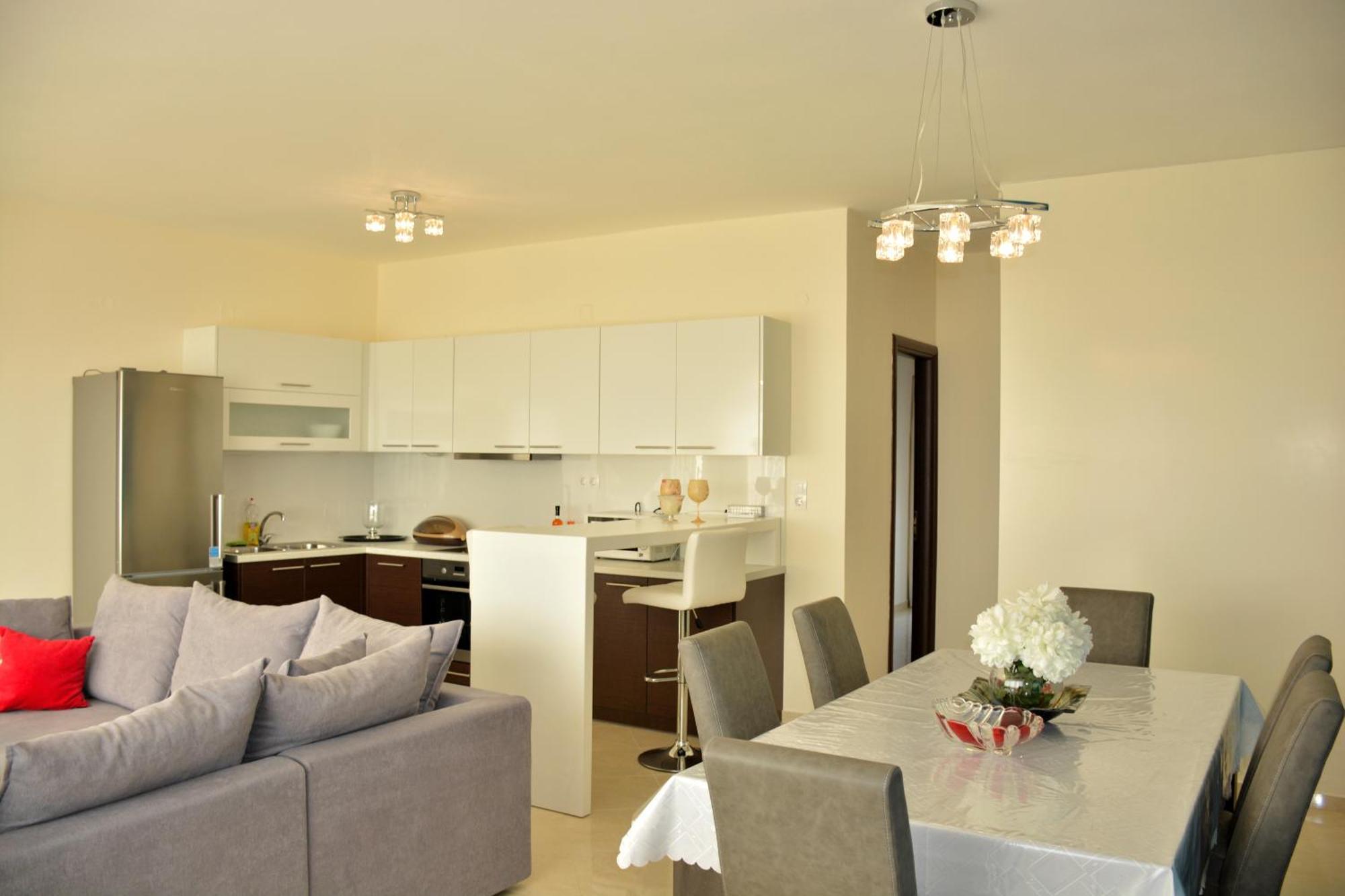 Luxury In * Stavromenos
